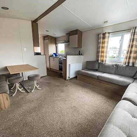 Superb 6 Berth Caravan At St Osyth Beach, Near Clacton-On-Sea Ref 28008Mc 외부 사진