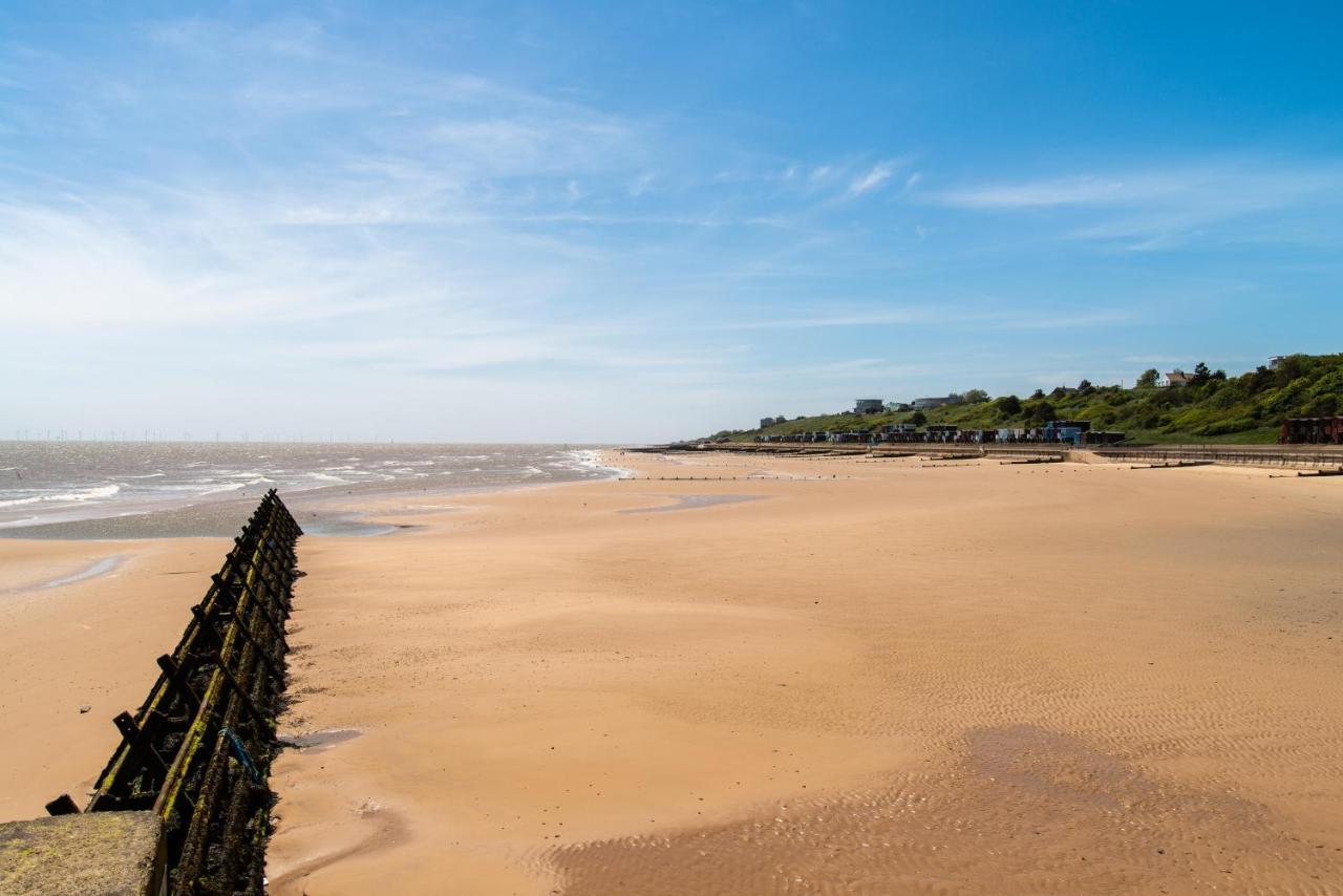 Superb 6 Berth Caravan At St Osyth Beach, Near Clacton-On-Sea Ref 28008Mc 외부 사진