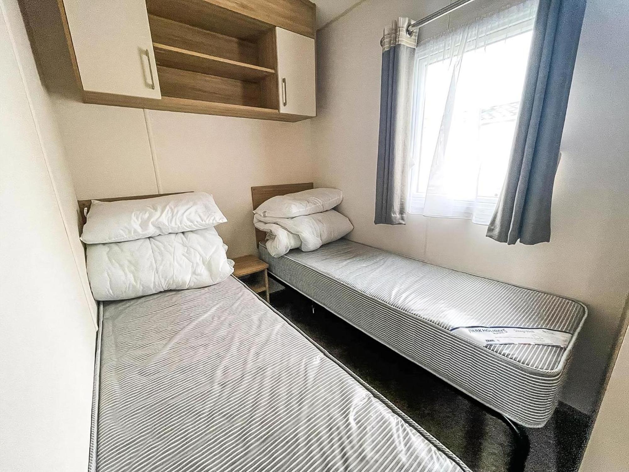 Superb 6 Berth Caravan At St Osyth Beach, Near Clacton-On-Sea Ref 28008Mc 외부 사진